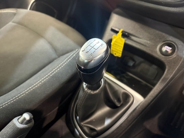 2019 Renault Captur 0.9 TCe ENERGY Iconic SUV 5dr Petrol Manual Euro 6 (s/s) (90 ps) HATCHBACK Pe...