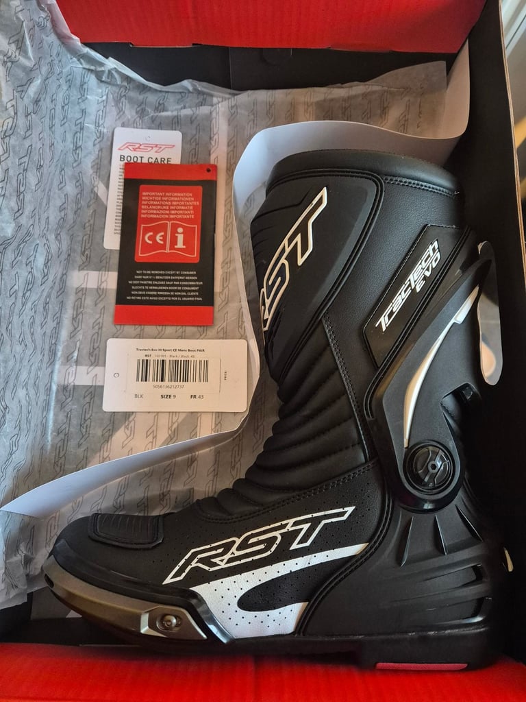 image for RST tractech evo3 sports boots