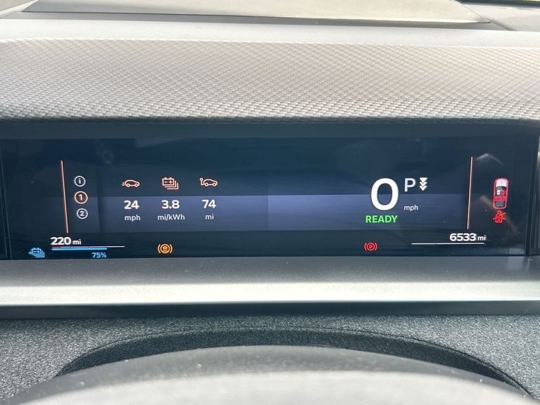  Vauxhall Grandland Electric 73kwh Ultimate Suv 5dr Electric Auto 213 Ps