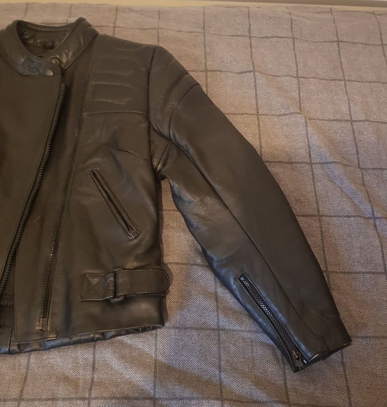 Ladies Leather Motorcycle Jacket