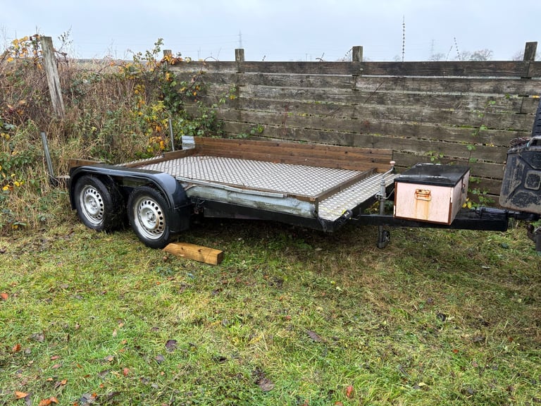 4 wheel Beaver Tail Trailer