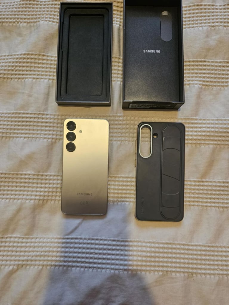image for Samsung Galaxy S25,  Unlocked 