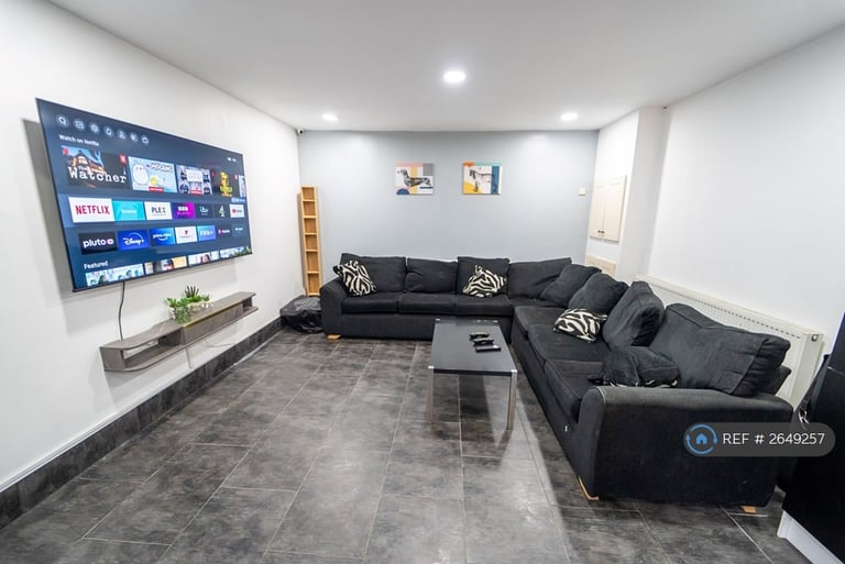 1 bedroom in Edgbaston, Birmingham, B5 (#2649257)