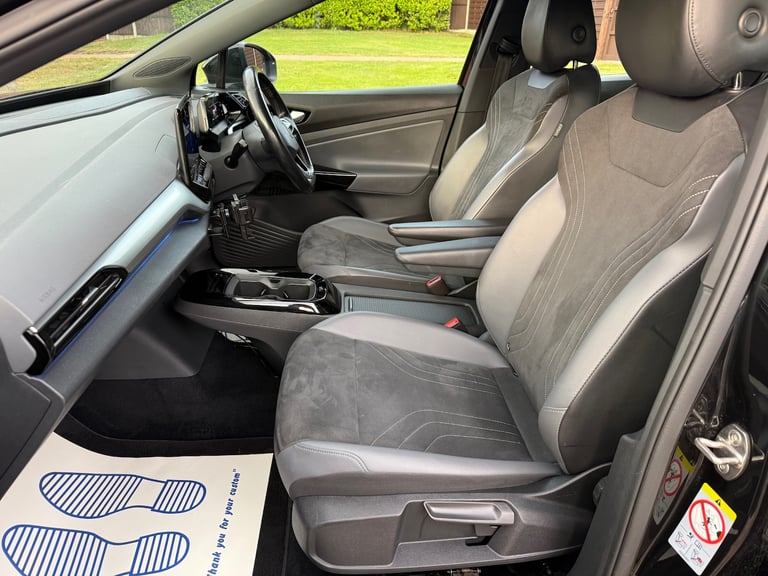 2021 71 REG VOLKSWAGEN ID4 - 77 kWh - LIFE PRO PERFORMANCE - ELECTRIC - 1 OWNER
