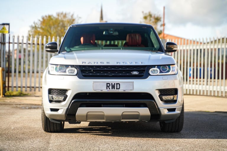 2014 Land Rover Range Rover Sport 3.0 SD V6 Autobiography Dynamic SUV 5dr Diesel Auto 4WD Euro 5 ...