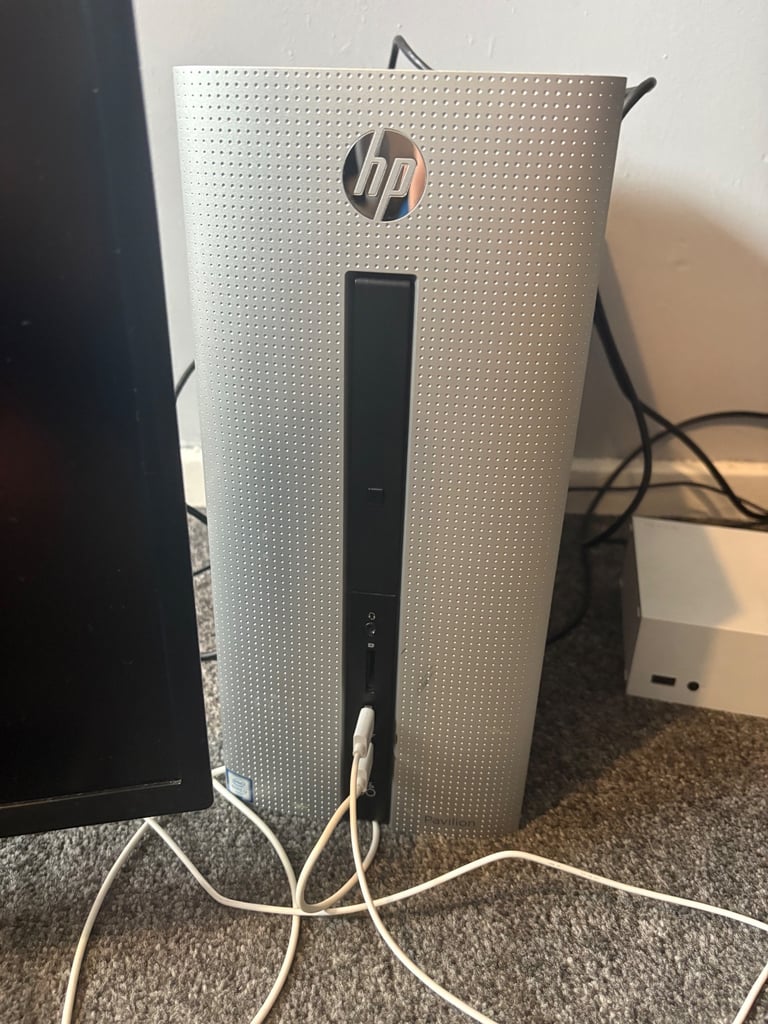 HP tower with Samsung monitor 