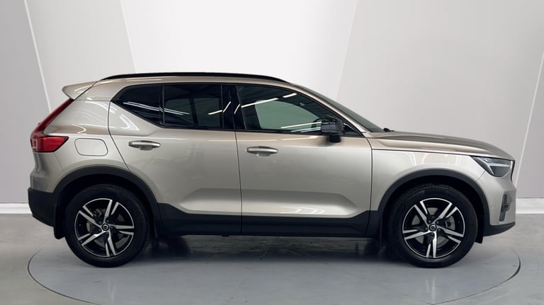 2024 Volvo XC40 Plus, B4 Mild hybrid, Petrol, Dark Estate Petrol Automatic