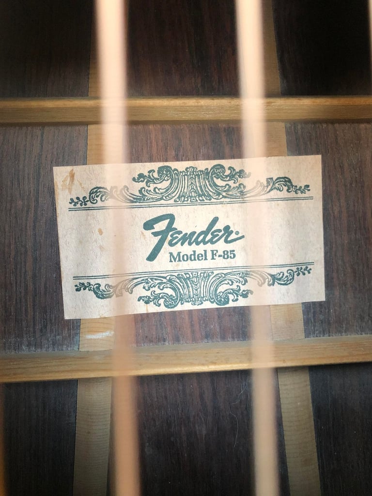 Fender F-85 vintage acoustic guitar (made in Japan, 70s)