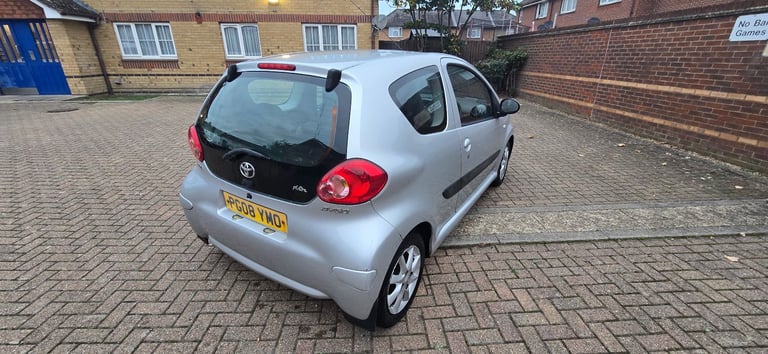 Toyota, AYGO, Hatchback, 2008, Semi-Auto, 998 (cc), 3 doors