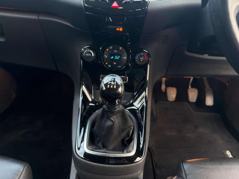 2016 Ford Fiesta 1.0 Fiesta Titanium X 5dr HATCHBACK Petrol Manual