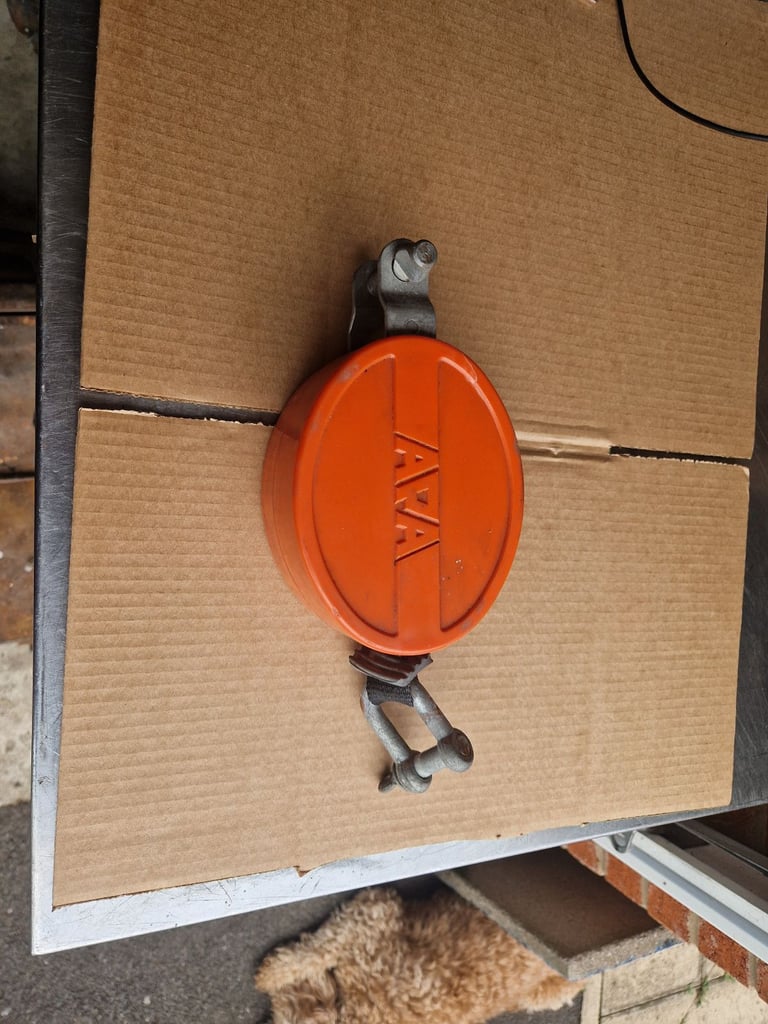 APA Tow Rope Rolls Up Automatically