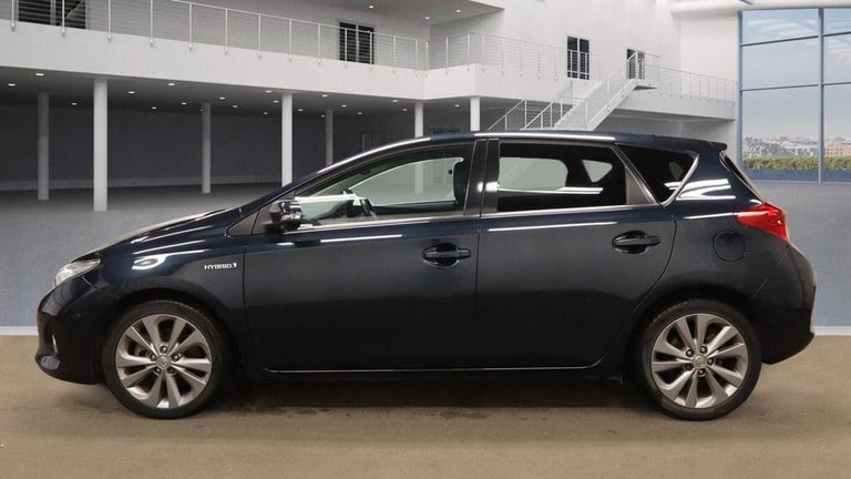 2015 Toyota Auris 1.8 VVT-h Excel CVT Euro 5 (s/s) 5dr HATCHBACK Petrol/Electric Hybrid Automatic