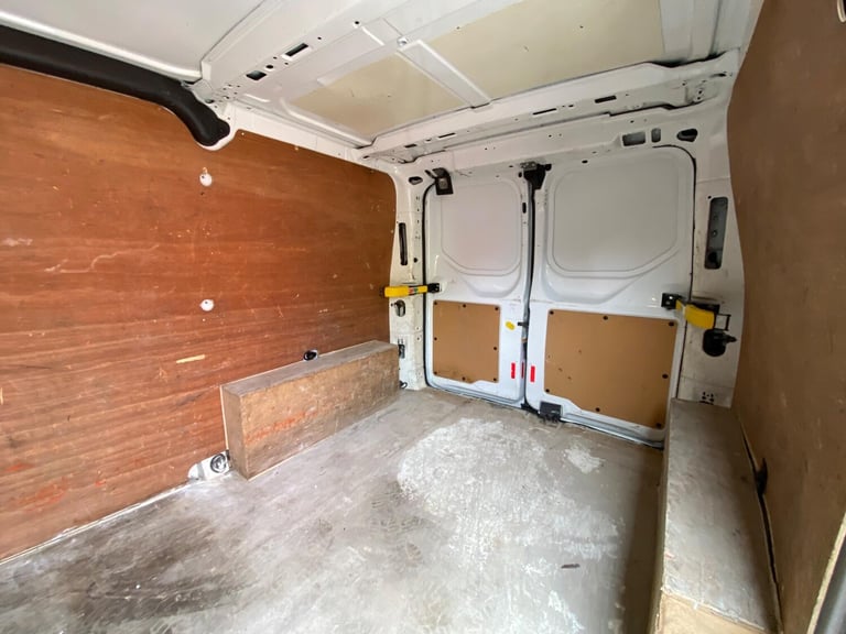 2017 Ford Transit Custom 2.0 TDCi 270 L1 H1 5dr PANEL VAN Diesel Manual