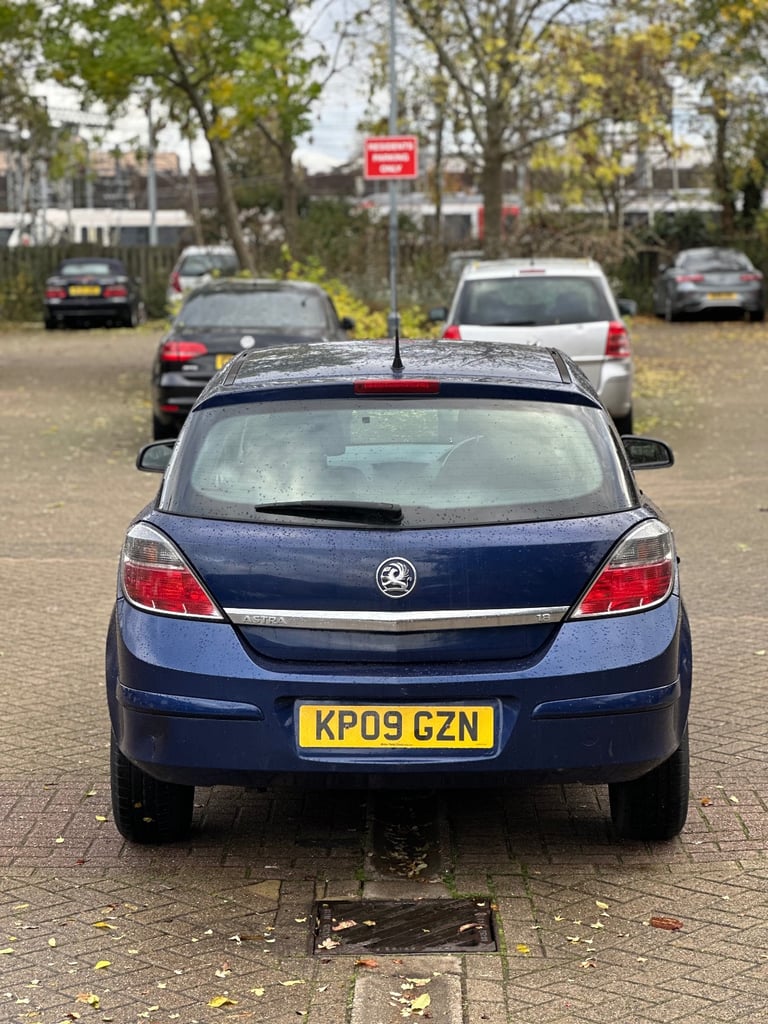 2009 Vauxhall Astra Life Automatic 1.8L 46,000 Miles Full Service History 1YR NEW MOT ONLY 1 OWNER
