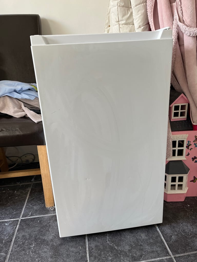 Undercounter fridge/freezer - polar white 