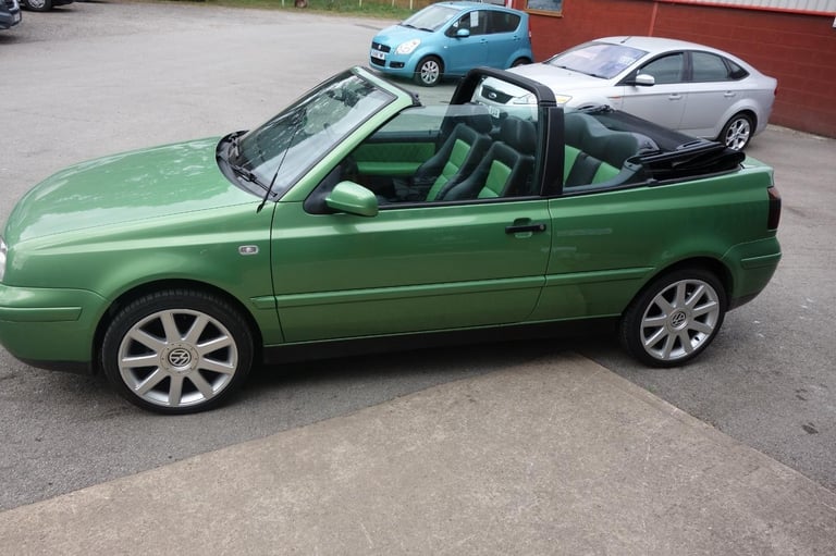 Volkswagen Golf 2.0 Colour Concept 2dr PETROL MANUAL 2000/W