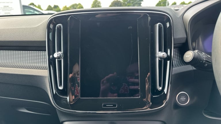 2025 Volvo XC40 2.0 B4P Plus Black Edition 5dr Auto ESTATE PETROL Automatic