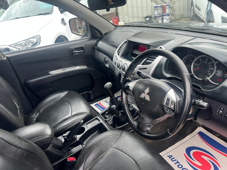 2014 Mitsubishi L200 D/Cab DI-D Warrior II 4WD 176Bhp [2010] PICK UP Diesel Manual