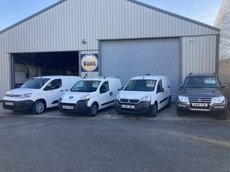 2019 Ford Transit Custom 2.0 320 TREND 9 SEATER L2 H1 Minibus Diesel Manual