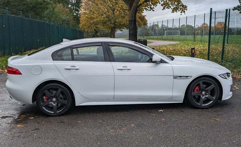 2015 JAGUAR XE R SPORT | 12 MTH WARRANTY | ULEZ | DIESEL | REVERSE CAM | FULL BLACK LEATHERS | AUTO