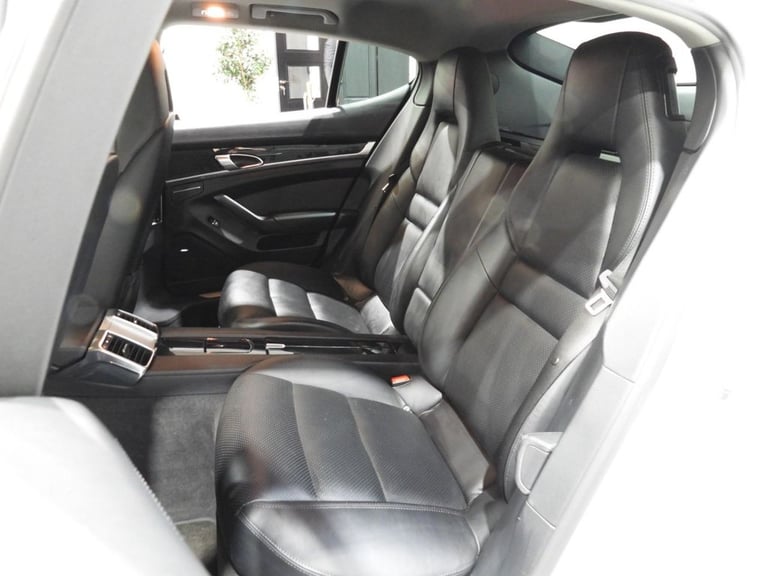 2013 63 PORSCHE PANAMERA 3.0D V6 HATCHBACK 5DR DIESEL TIPTRONICS EURO 5 (S/S) (2