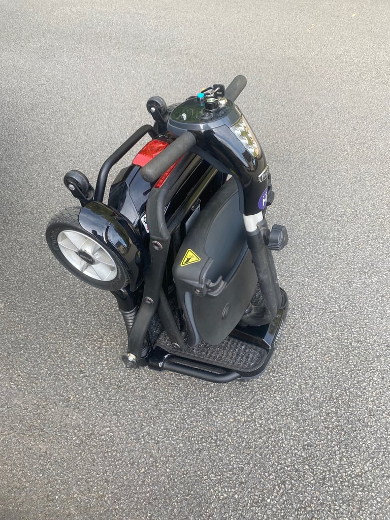 Explorer Pride Folding Mobility Scooter 