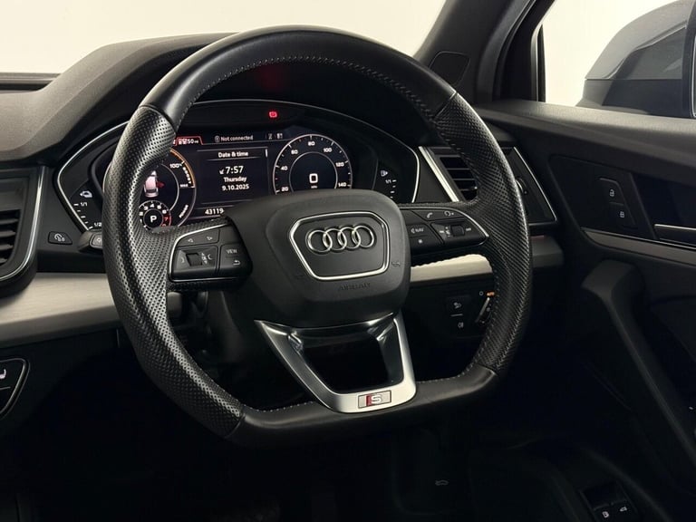 2019 Audi Q5 2.0 TFSIe 55 S line Competition S Tronic quattro Euro 6 (s/s) 5dr 14.1kWh ESTATE PET...