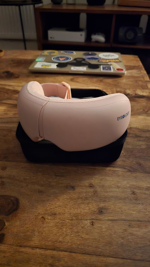 image for Eyology Eye and forehead massager