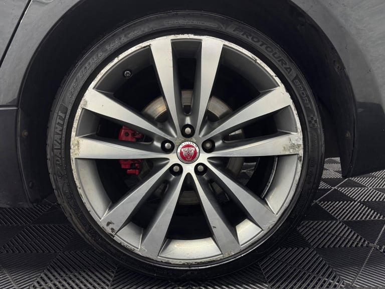 2014 Jaguar XJ 3.0d V6 Premium Luxury Auto Euro 5 (s/s) 4dr SALOON Diesel Automatic