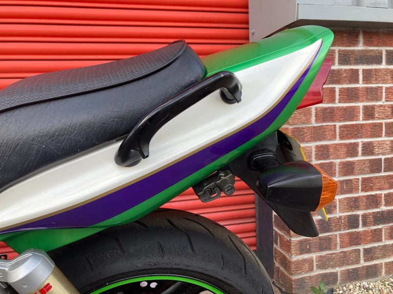 KAWASAKI ZRX1100,LAWSON COLOURS,MANY EXTRAS