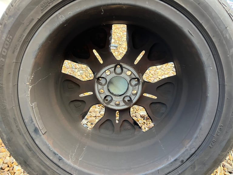 Genuine Mercedes 17” Alloy Wheels with Bridgestone Tyres