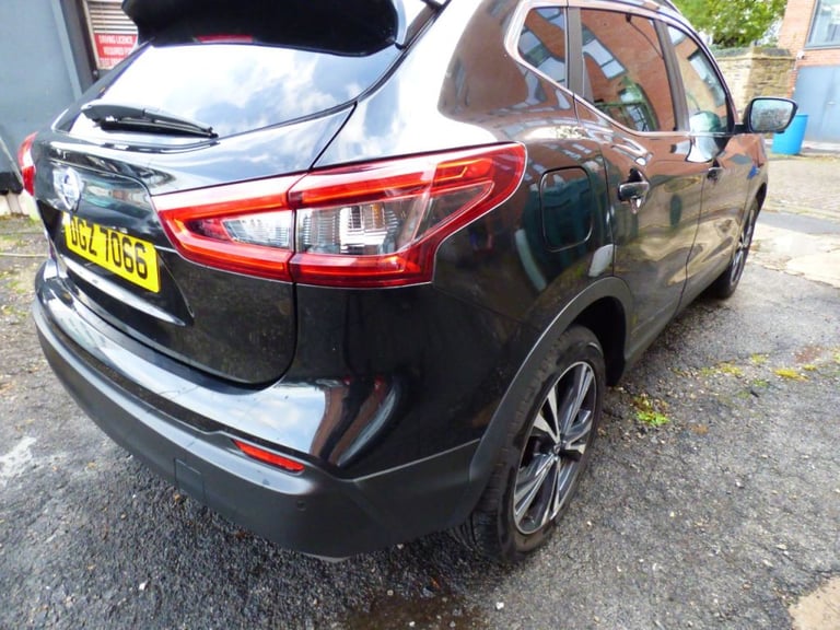  Nissan Qashqai 1.2 DiG-T N-Connecta 5dr Xtronic Petrol
