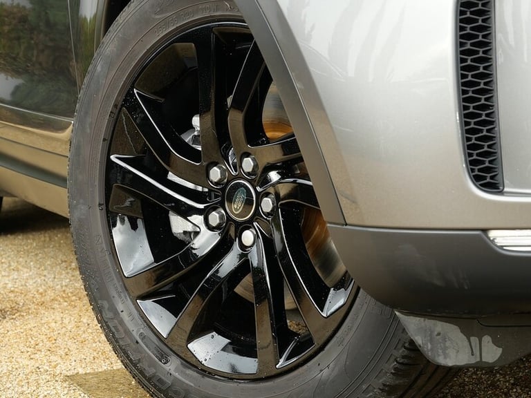 2017 Land Rover Discovery 3.0 TD6 HSE 5dr Auto ESTATE DIESEL Automatic