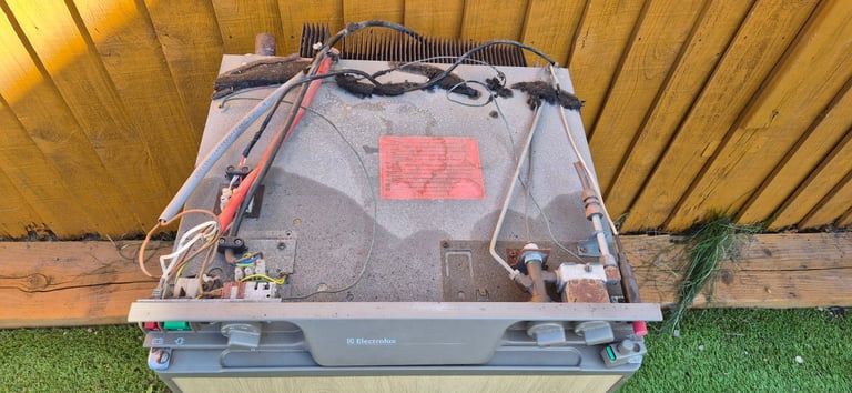 ELECTROLUX RM4270 3way fridge freezer for caravan motorhome boat camper.