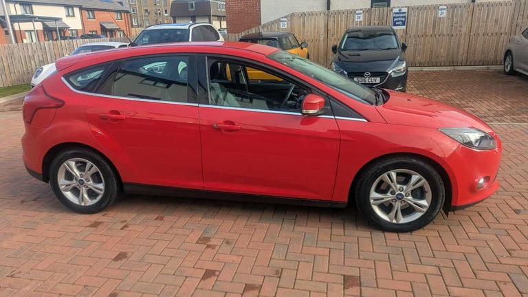 Ford, FOCUS, Hatchback, 2012, Manual, 998 (cc), 5 doors