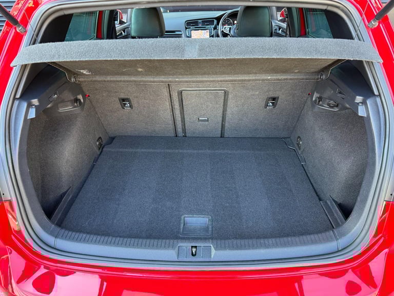 VOLKSWAGEN GOLF 2.0 TDI BlueMotion Tech GTD Red Auto Diesel 2015