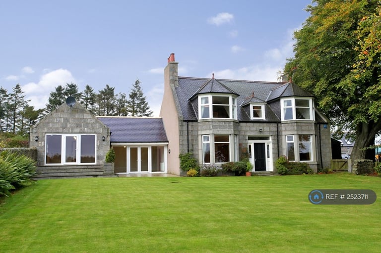 6 bedroom house in Newpark House, Kingswells, Aberdeen, AB15 (6 bed) (#2523711)
