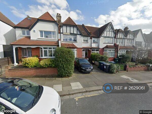 image for 4 bedroom house in Fairlawn Avenue, London, N2 (4 bed) (#2629061)