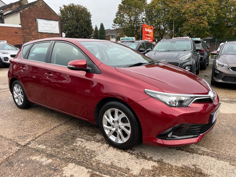 2017 Toyota Auris 1.6 D-4D Business Edition Euro 6 (s/s) 5dr (Safety Sense) HATCHBACK Diesel Manual
