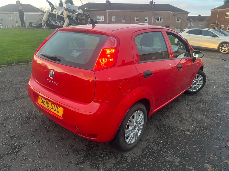 Fiat, PUNTO, Hatchback, 2016, Manual, 1242 (cc), 5 doors