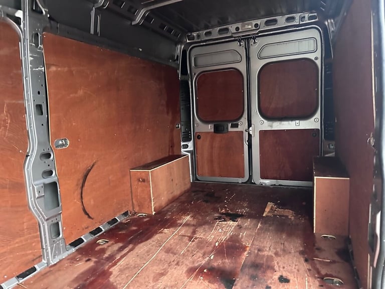 2022 Peugeot Boxer 2.2 BlueHDi 335 Professional Panel Van 5dr Diesel Manual L3 H2 Euro 6 (s/s) PA...