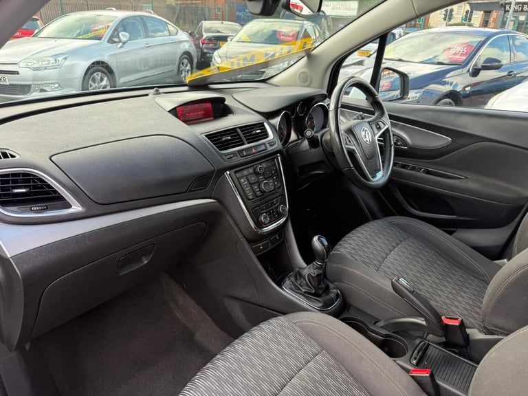 2015 Vauxhall Mokka 1.6i Exclusiv 5dr HATCHBACK Petrol Manual
