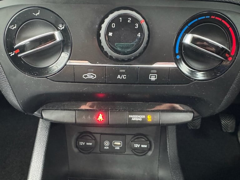 2015 Hyundai i20 1.2 Blue Drive SE Hatchback 5dr Petrol Manual Euro 6 (s/s) (84 ps) Hatchback Pet...