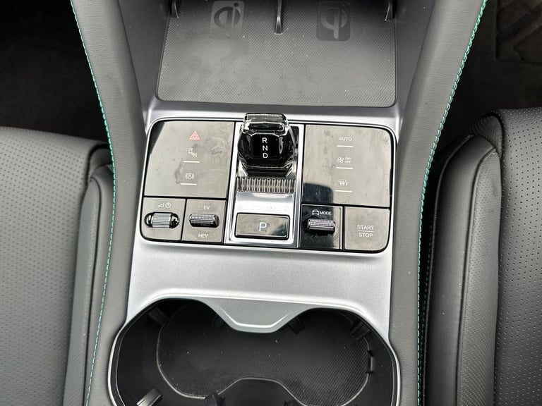 2025 BYD Seal U DM-i 5Dr Boost 1.5 PHEV Auto Estate Petrol Parallel PHEV Automatic