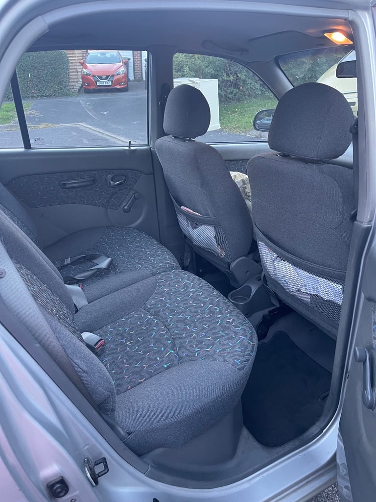 Automatic Hyundai Amica, 5 doors, LOW MILEAGE, 2000, 1L engine