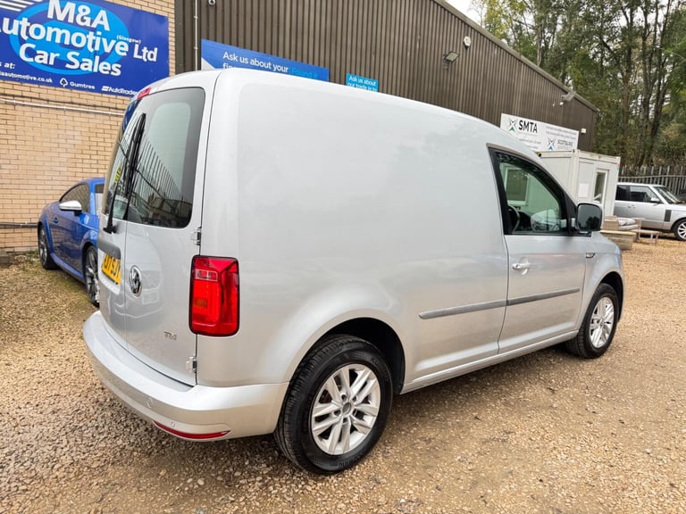 2017 Volkswagen Caddy 2.0 TDI C20 BlueMotion Tech Highline SWB Euro 6 (s/s) 5dr PANEL VAN Diesel ...