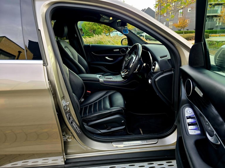 2021 Mercedes-Benz GLC 220d 4Matic AMG Line Premium 5dr 9G-Tronic 90DAYS WARRANTY HPI CLEAR  ESTA...