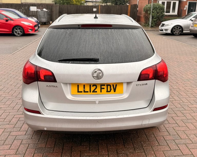 2012 (12) VAUXHALL ASTRA 1.7 CDTI SRI 16V ESTATE MANUAL 