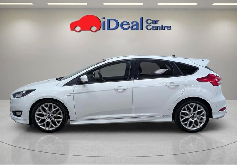 2017 Ford Focus 1.0T EcoBoost ST-Line Euro 6 (s/s) 5dr HATCHBACK Petrol Manual