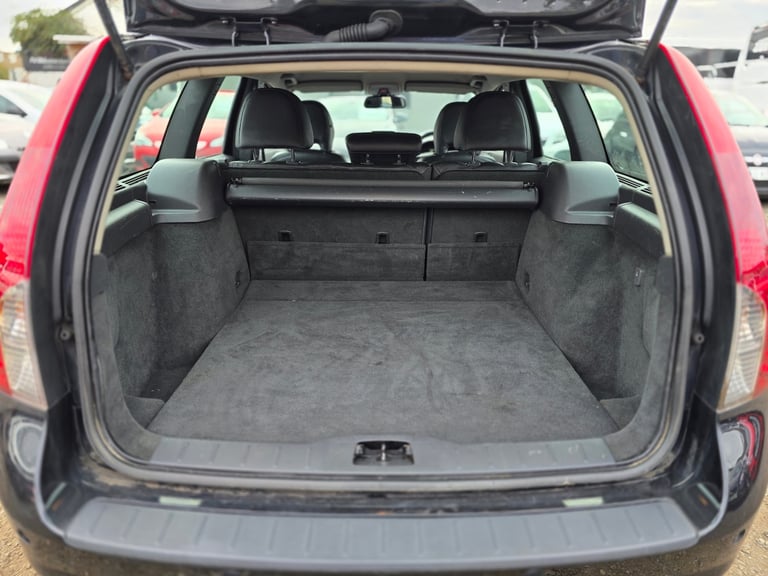 2011 Volvo V50 D3 [150] SE Lux Edition 5dr Geartronic ESTATE Diesel Automatic